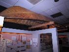 Canoa de pele de morsa no State Museum
