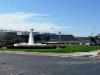 Praça em frente ao museu