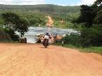 Entrando na balsa - rio Tocantins